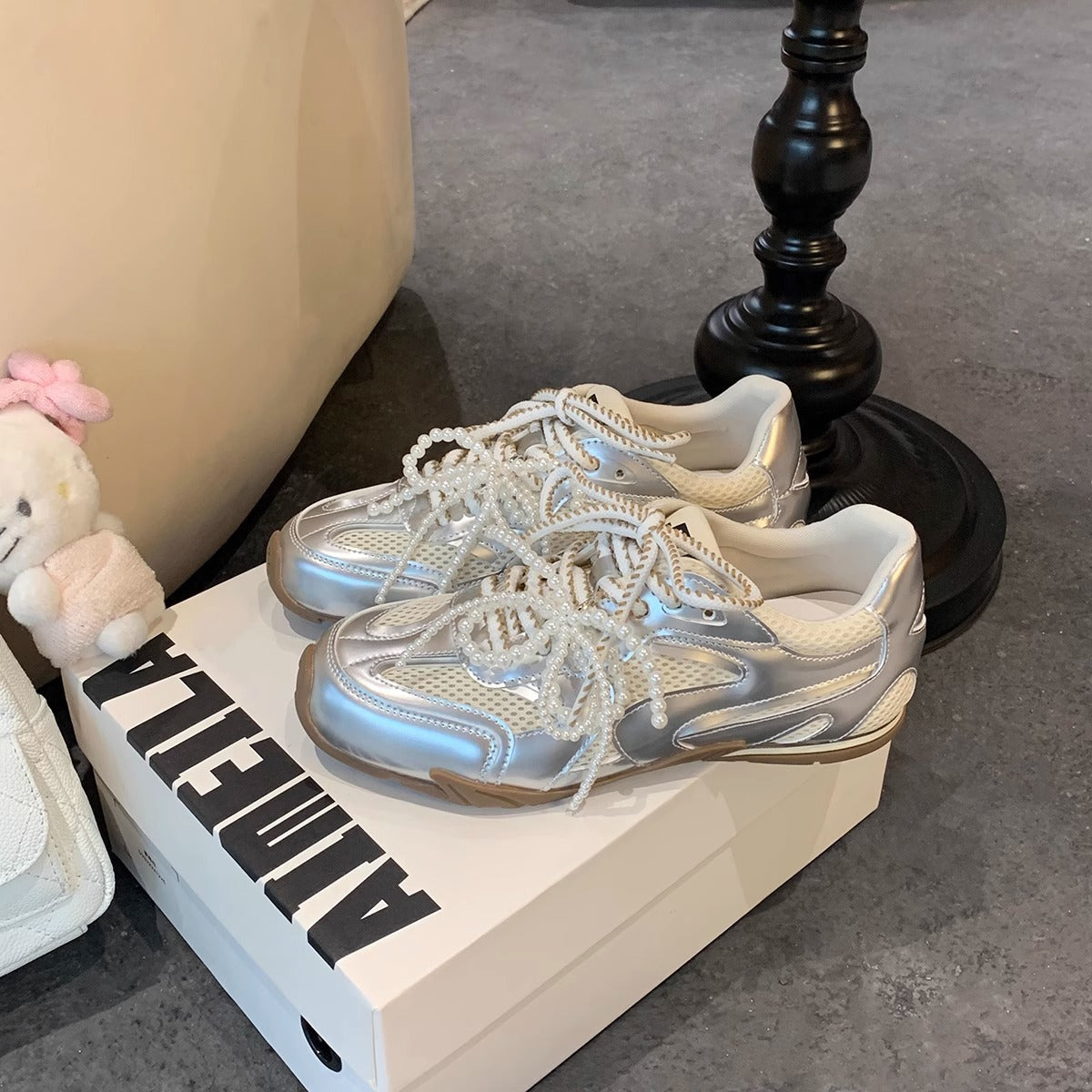 Damen Sneaker Sportlich Perlen Schnürsystem