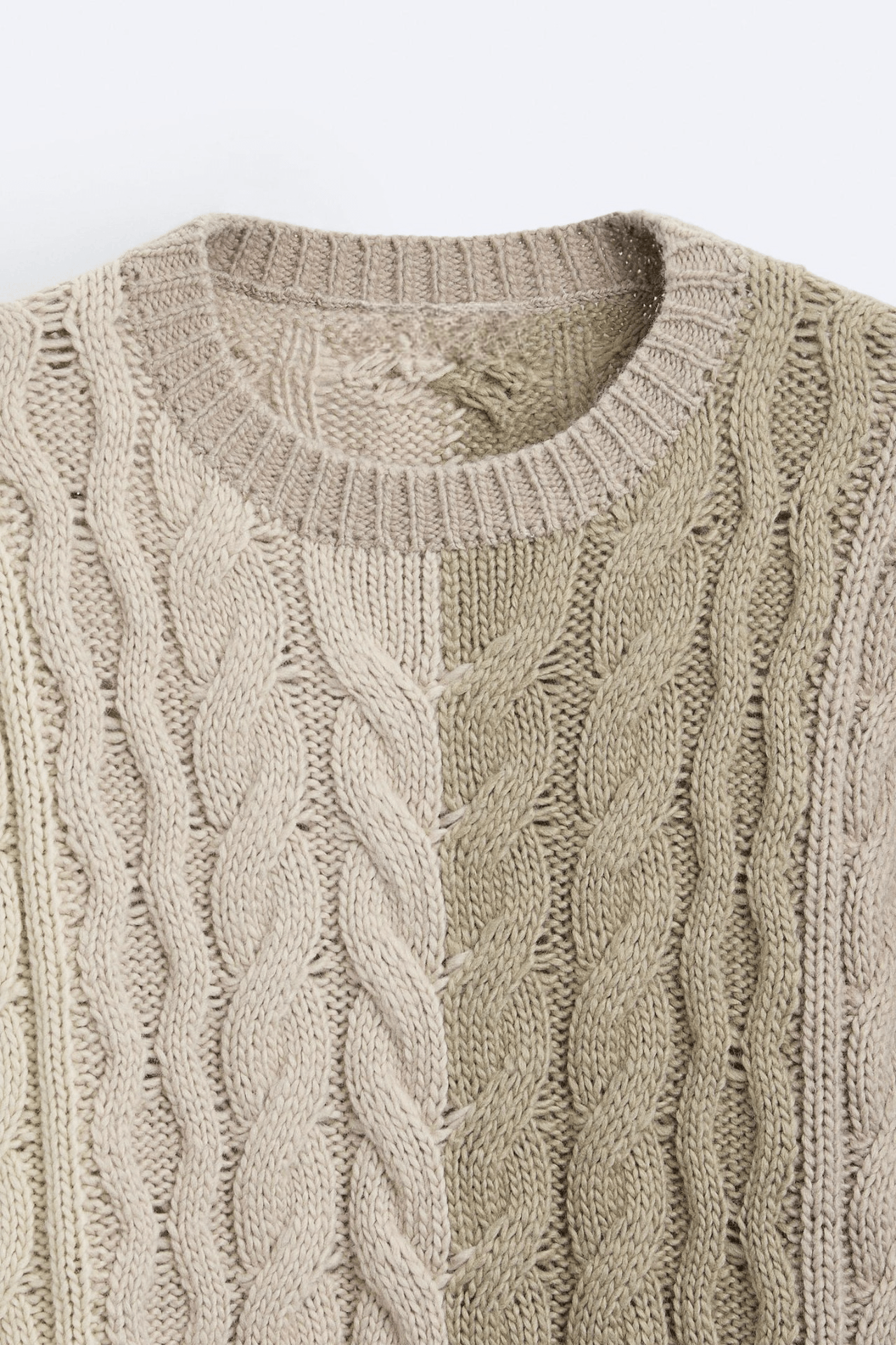 Klassischer Grobstrick-Pullover Zopfmuster Warm