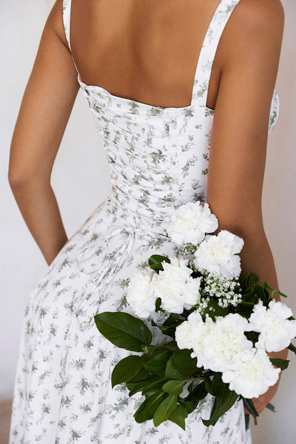 Pastellgrünes Damen-Midikleid Taillenformendes Sommerkleid