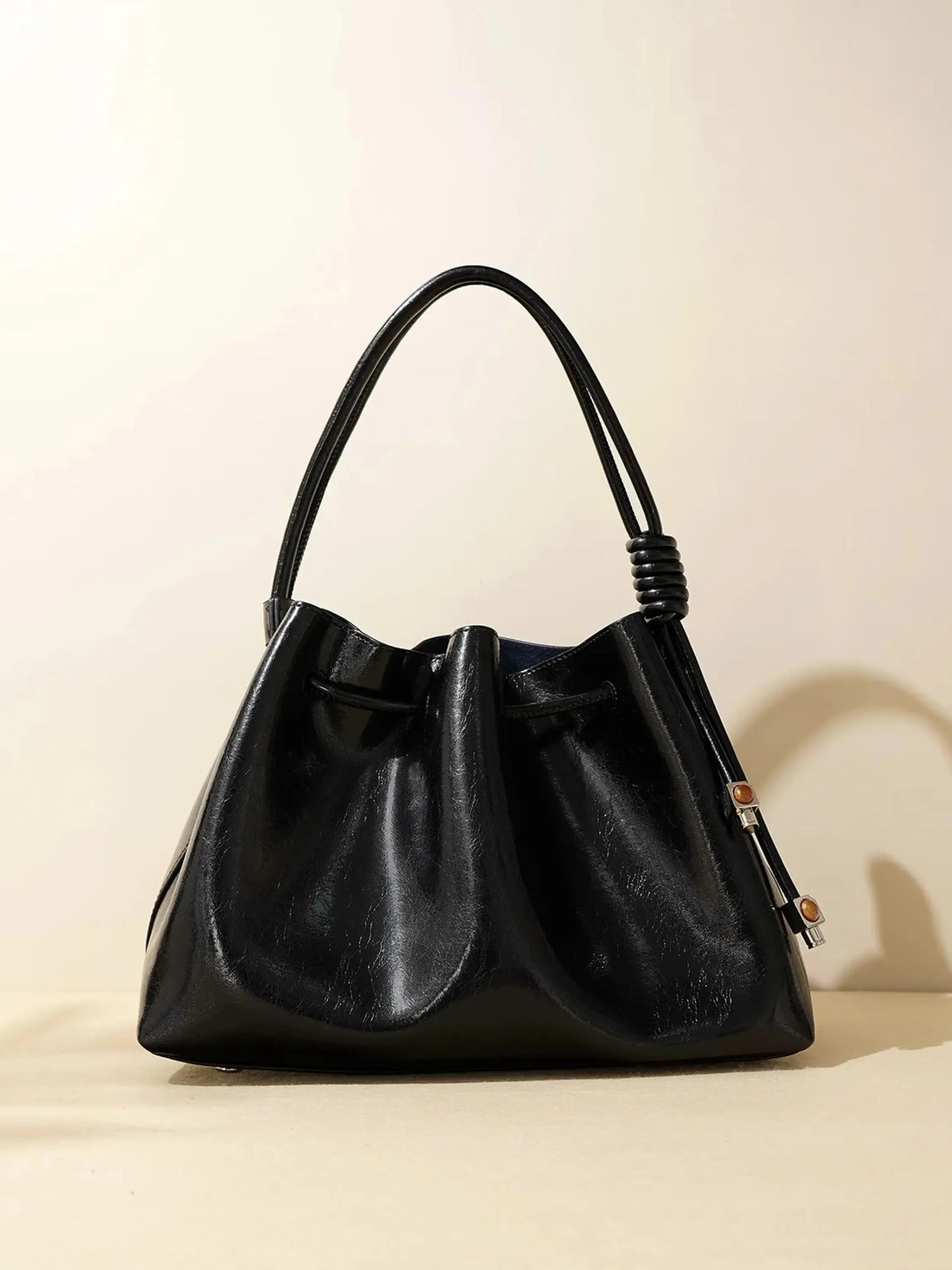 Damenhandtasche Glänzend Kordelverschluss