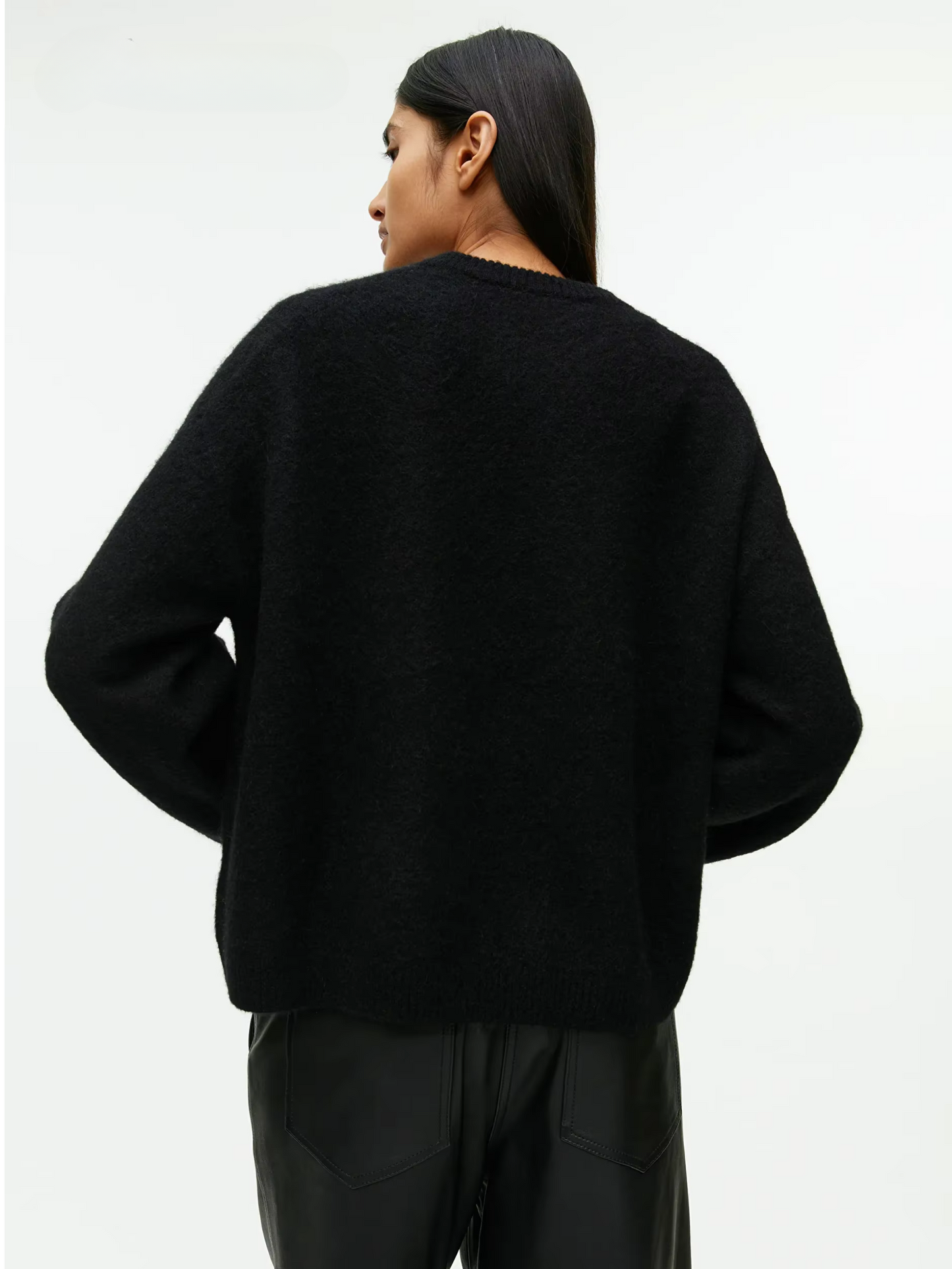PureEase Sweater Damen schwarz minimal chic
