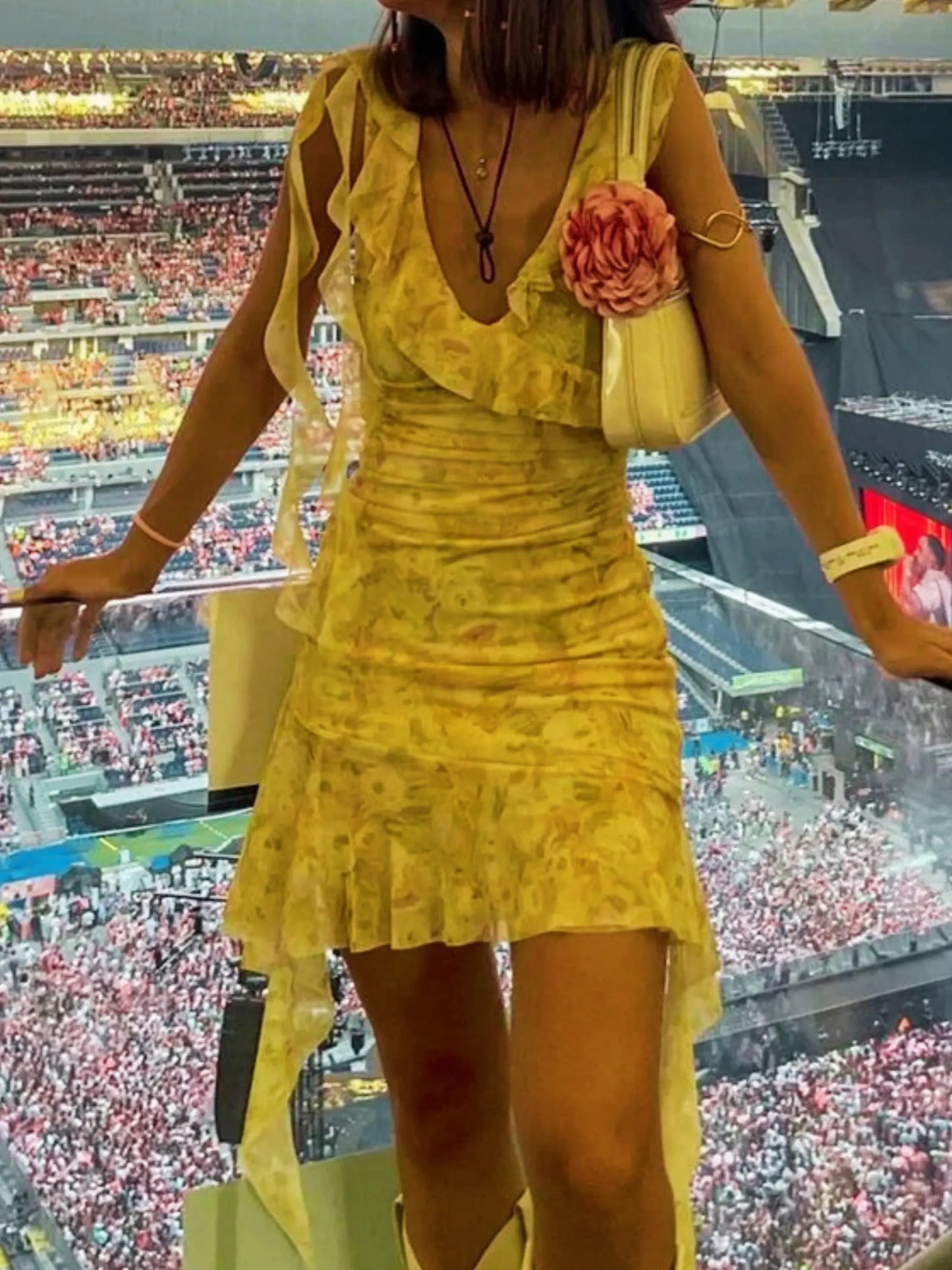 Geblümtes Frauen Minikleid mit Rüschen Sommerkleid - Norvielle