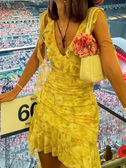 Geblümtes Frauen Minikleid mit Rüschen Sommerkleid
