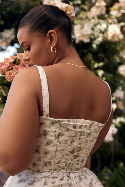 Pastellgrünes Damen-Midikleid Taillenformendes Sommerkleid
