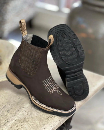 Clara | VIELSEITIGE COWBOYSTIEFEL FÜR MÄNNER UND FRAUEN Zendoo.de