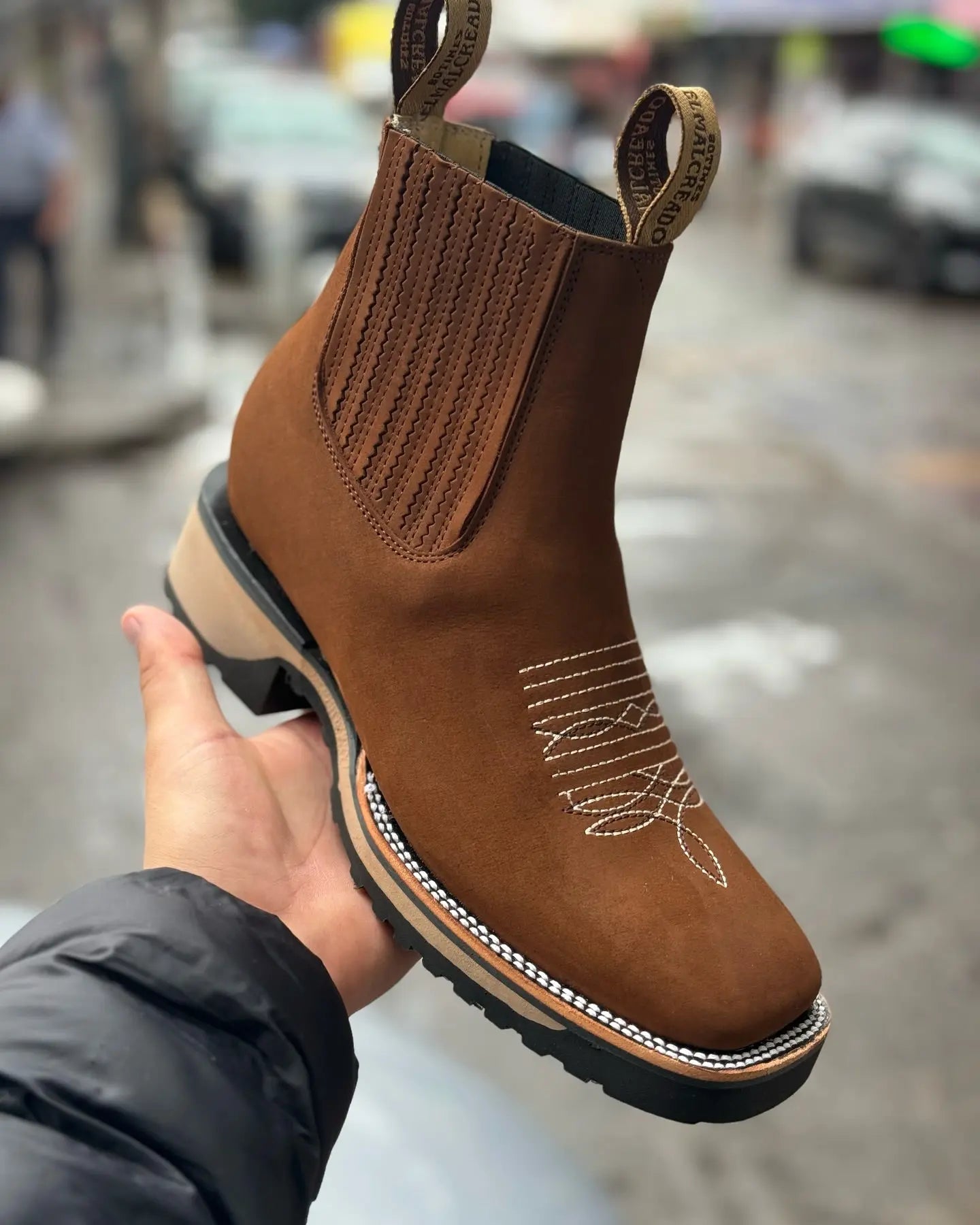 Clara | VIELSEITIGE COWBOYSTIEFEL FÜR MÄNNER UND FRAUEN Zendoo.de
