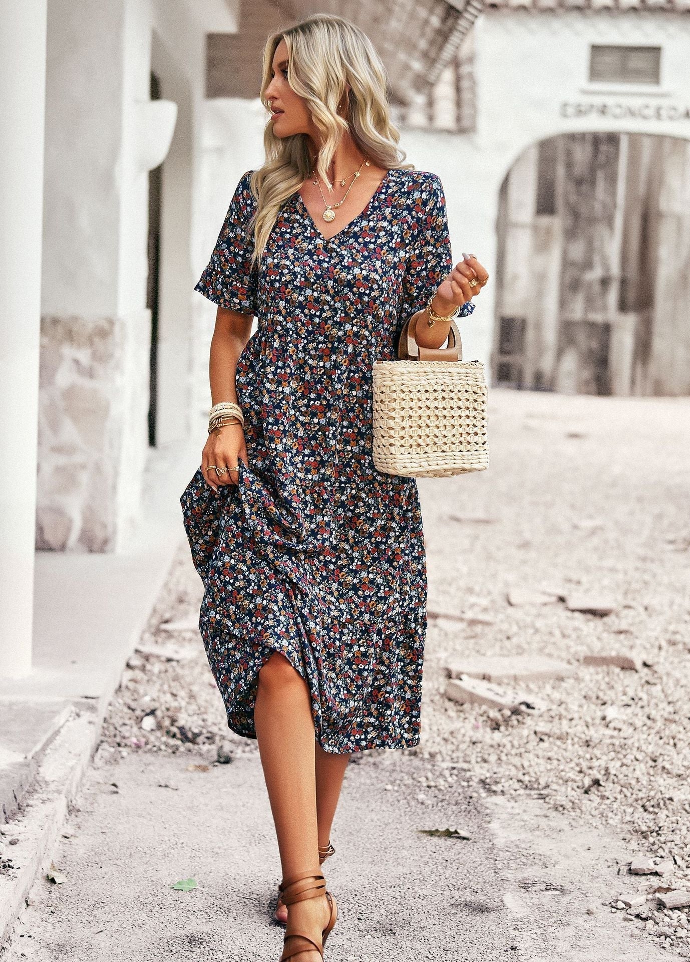 Damen Sommerkleid Blumenmuster Midilength Leicht