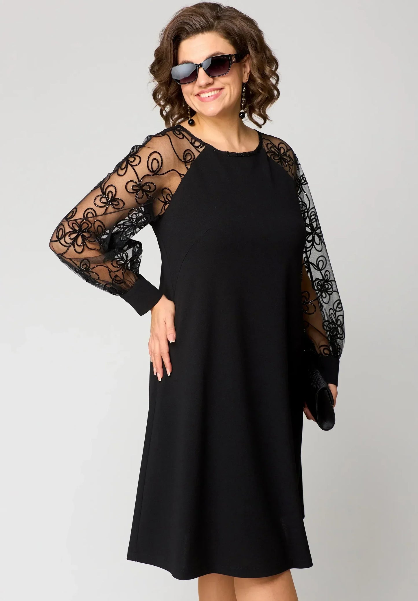Elegante Damen Abendrobe A-Linie Stickerei