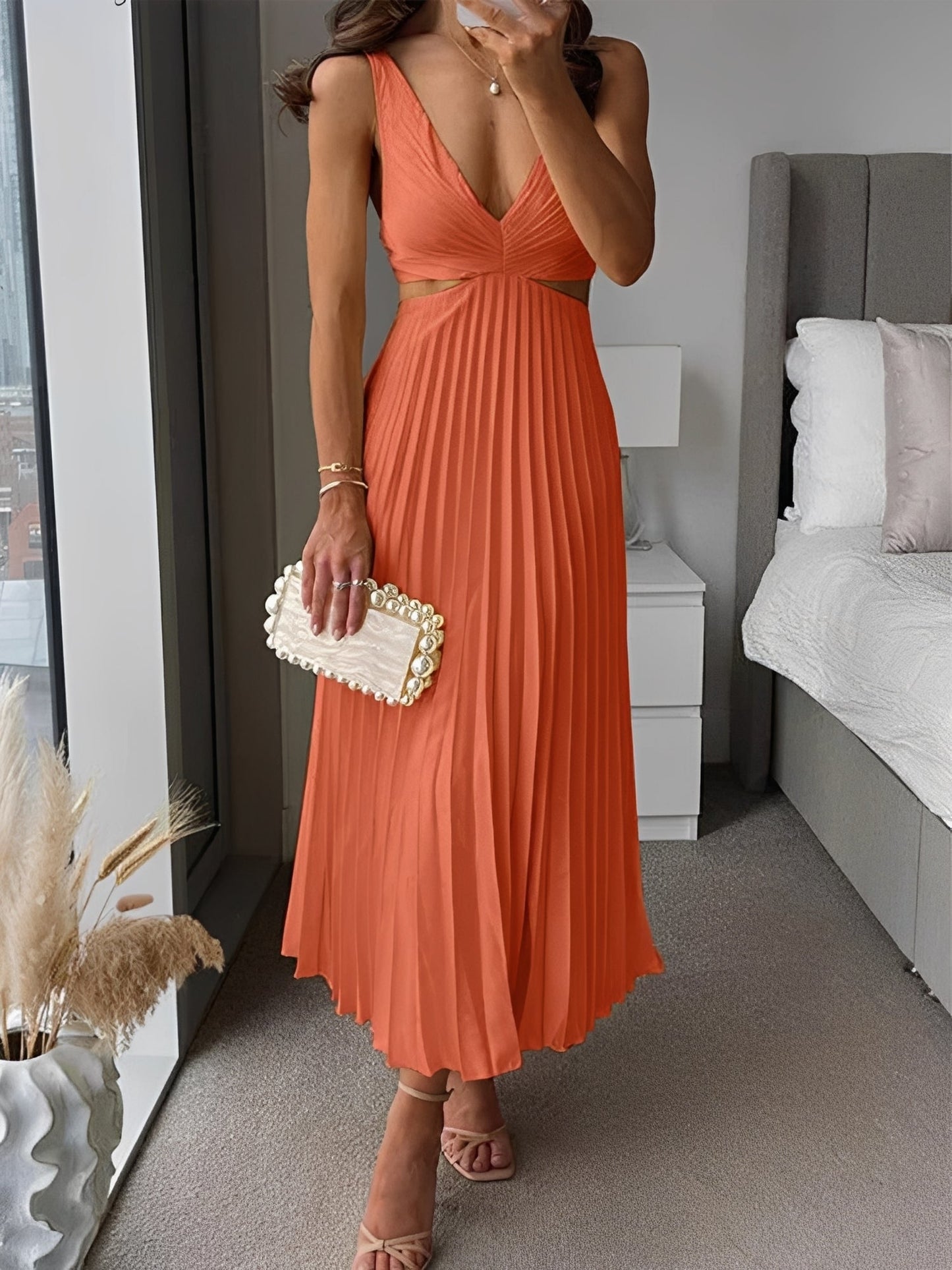Damenkleid Hohltaille Plissee