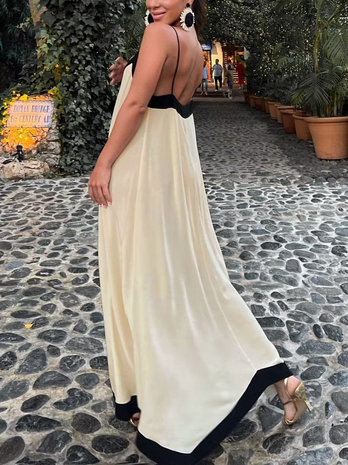 Damen Maxi-Kleid V-Ausschnitt Kontrastdetails Modern