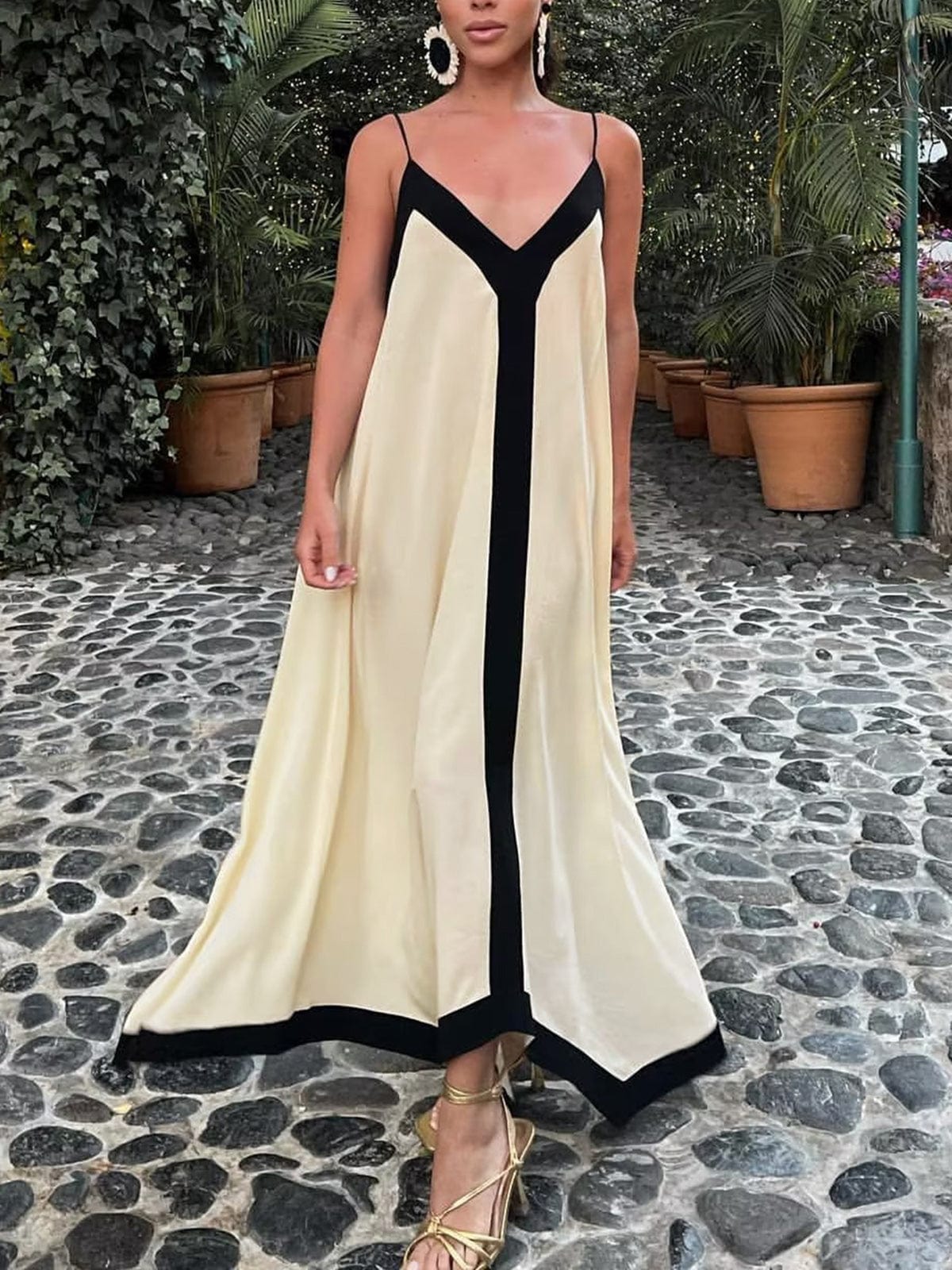 Damen Maxi-Kleid V-Ausschnitt Kontrastdetails Modern - Norvielle