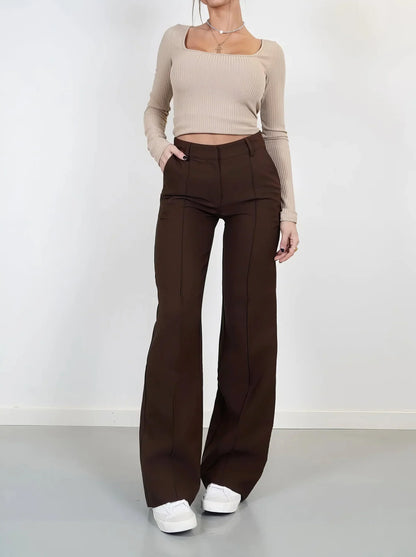 Braune High Waist Hose – zeitlose Damenhose