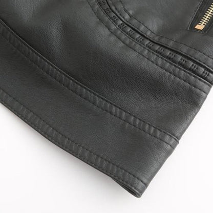 Leder Frauenjacke Stylisch