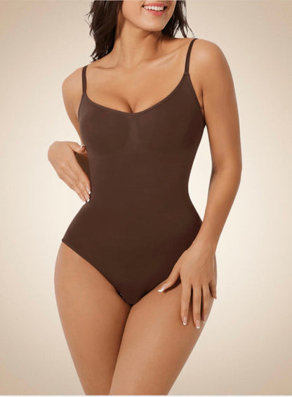 Magischer Body in Braun – Nahtloser Shaping-Body