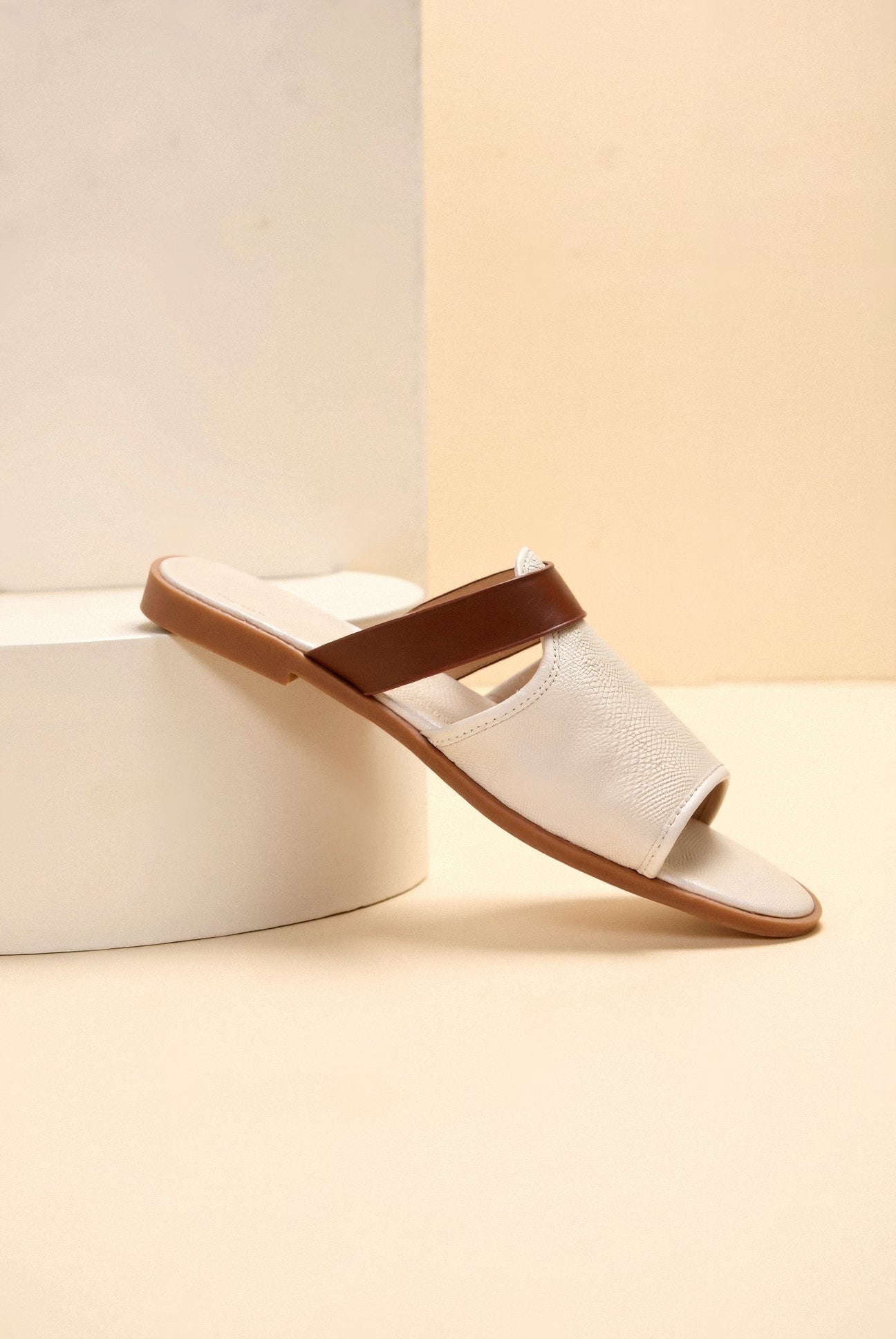 Damen Sandalen Leder Cremeweiß