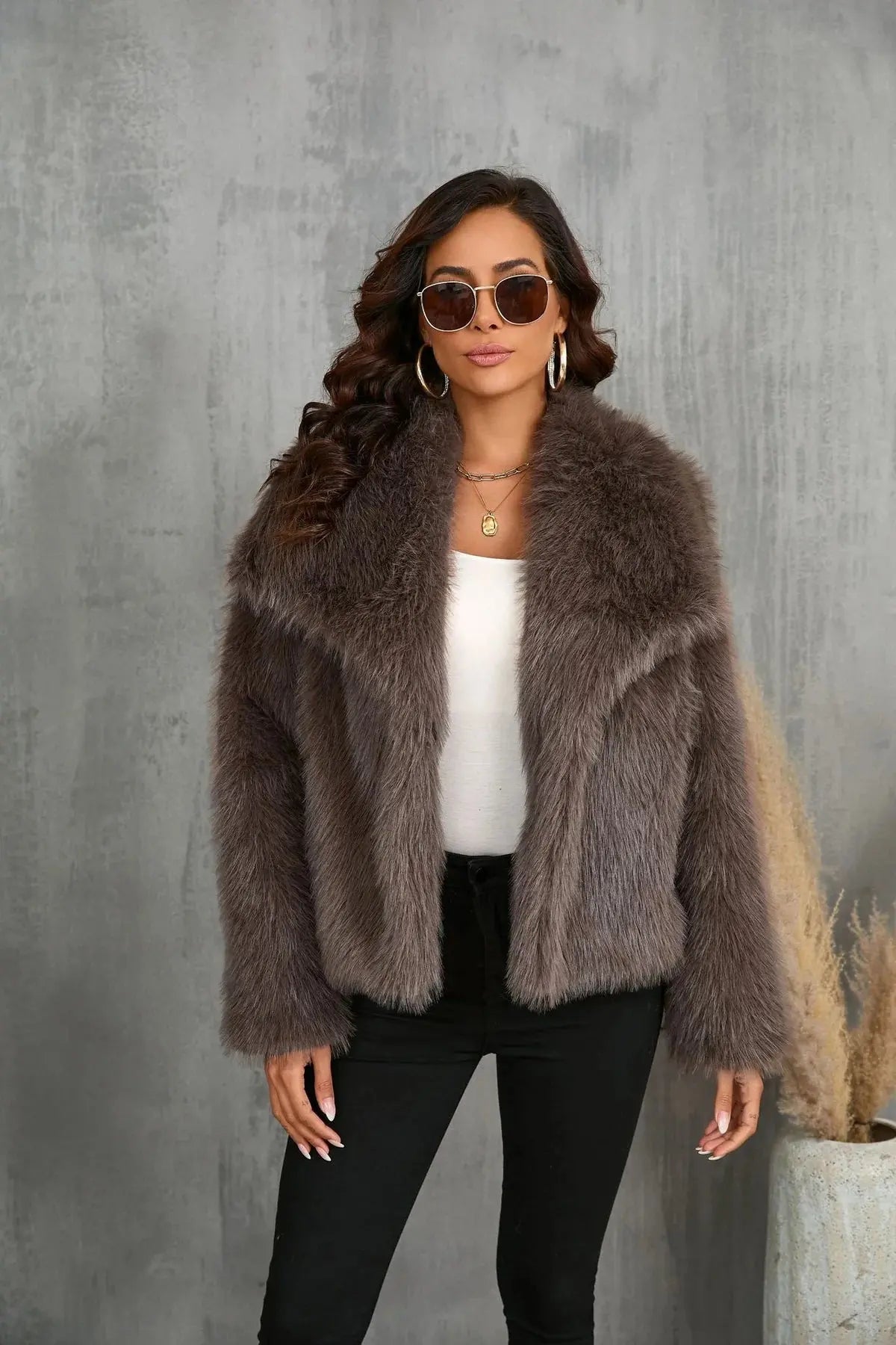 Macy | Luxuriöse Kunstfell-Jacke – Stilvoll, Kuschelig und Zeitlos Zendoo.de