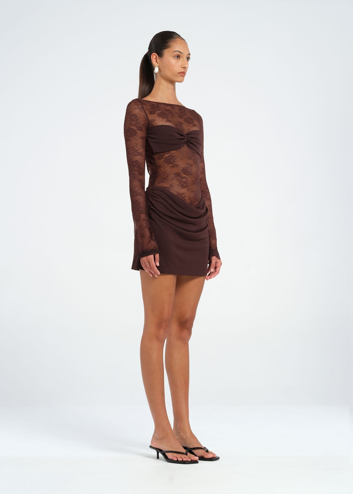 Damen Spitzenkleid Mini Offener Rücken Lange Ärmel