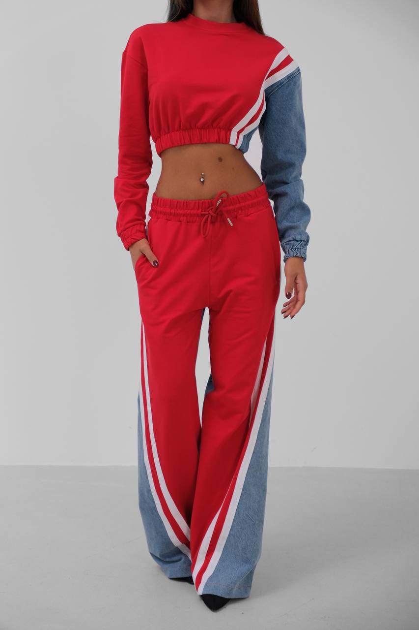 Taliya Tracksuit Damen rot colorblock mit Denimdetails

