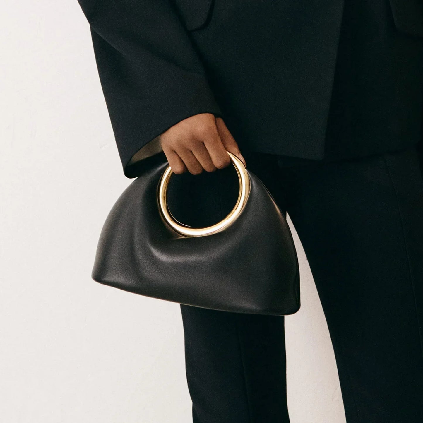 Veganer Leder Ringtasche Damen Designerstil Goldener Griff - Norvielle