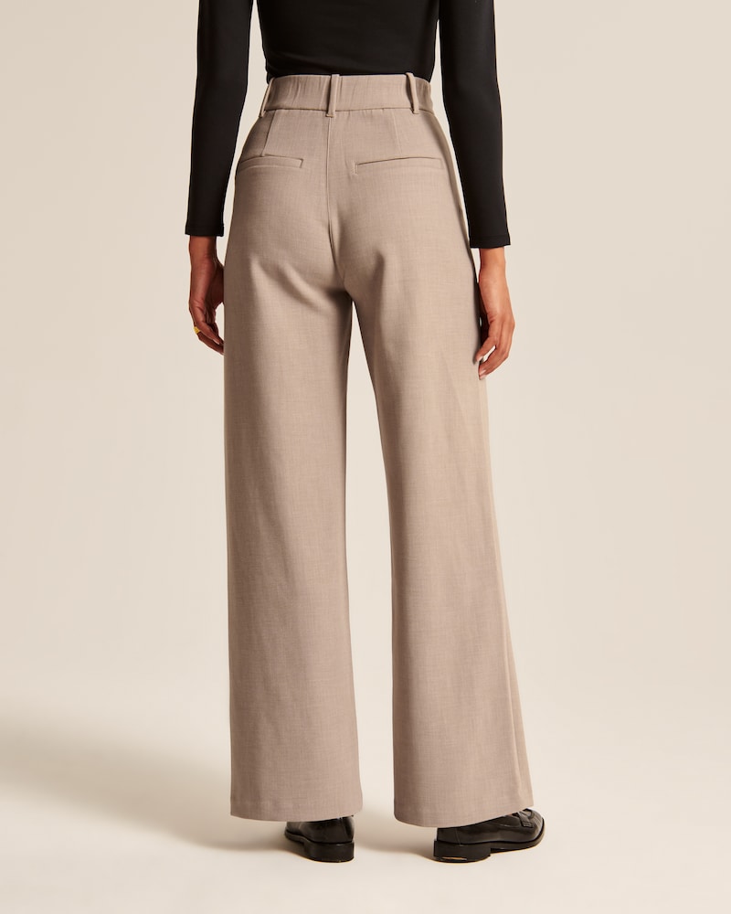 Damen-Hose Taupe Weite Bein