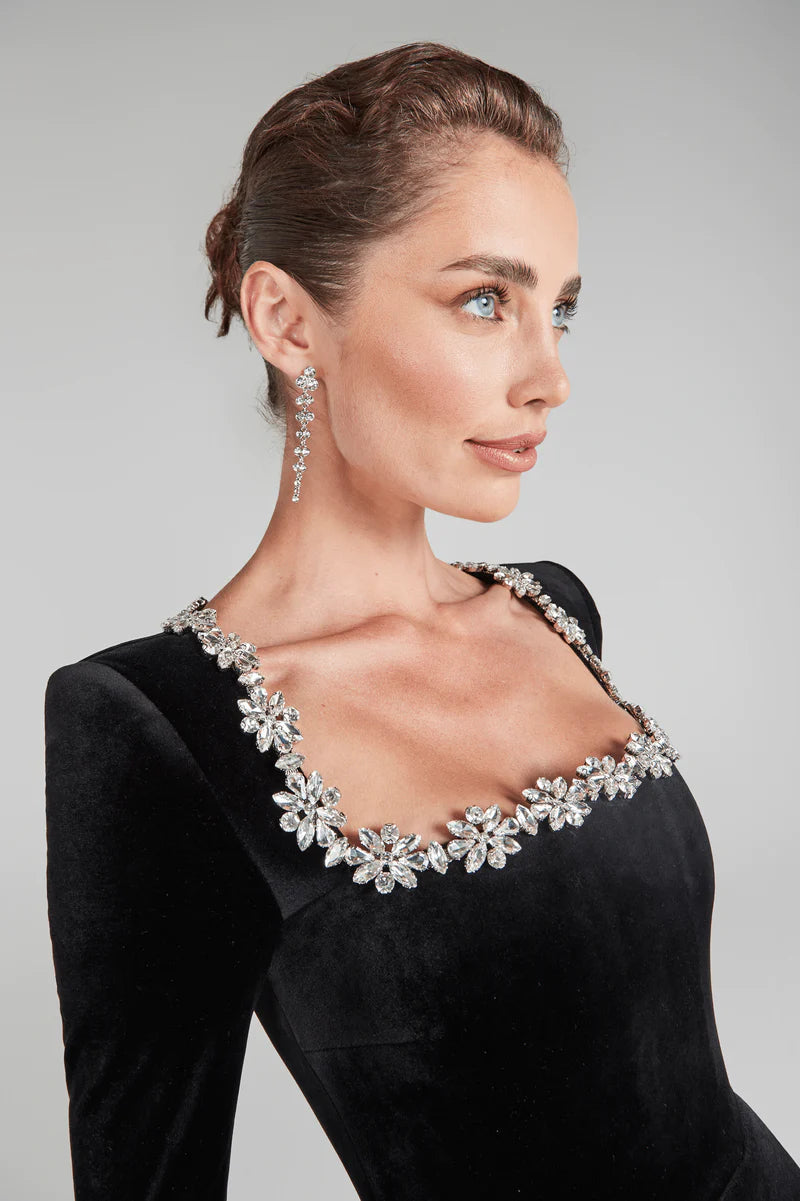 Elegantes Damen Samtkleid Yassy