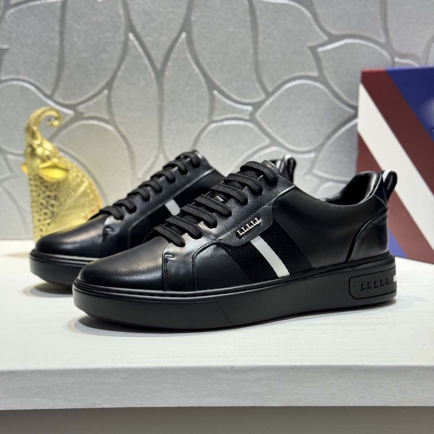 Damen Sneaker Leder Schwarz Modern - Norvielle