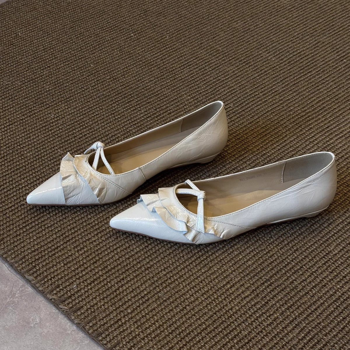 Damen Ballerinas Spitze Lack Schuhe Elegant Mit Rüschendetail - Norvielle