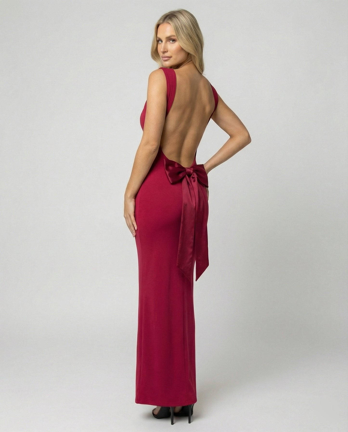 Elegantes Damen Abendkleid Lang Figurformend Tiefes Dekolleté