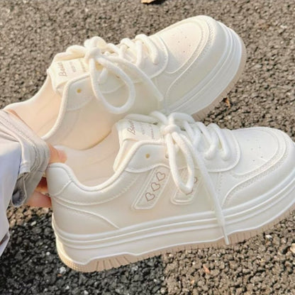 Damen Sneaker Plateau Komfortabel Herzdesign
