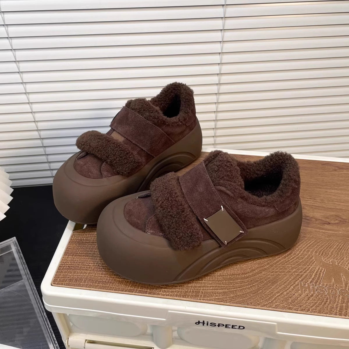 Damen Clogs Flauschig Verstellbar Klettverschluss Bequem kann zu