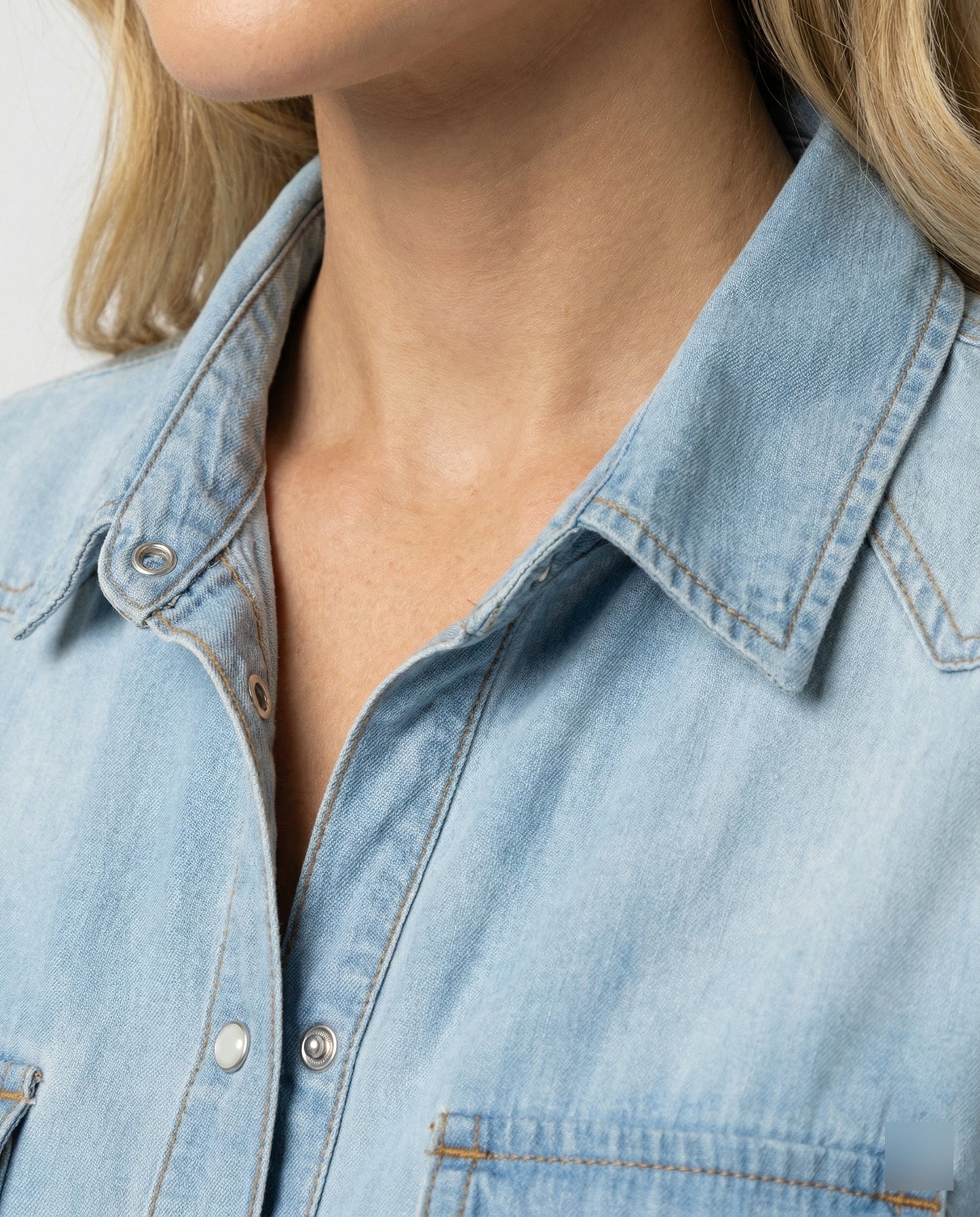 Damen Denimjacke Kurz Mit Brusttaschen Blau