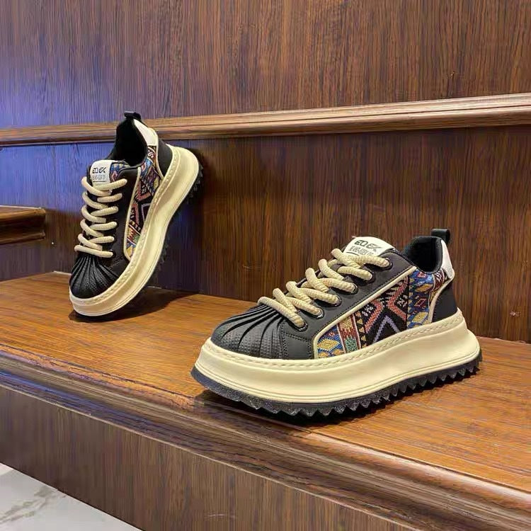 Damen Sneaker Ethnisches Design Komfortabel