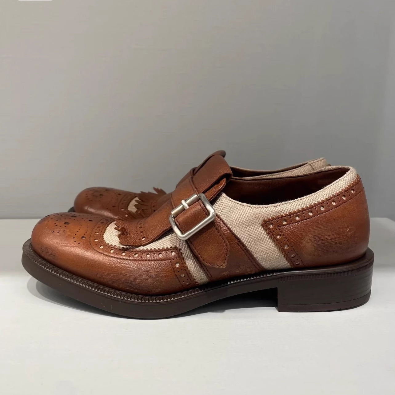 Damen Schnürschuhe Elegantes Lochmuster Leder