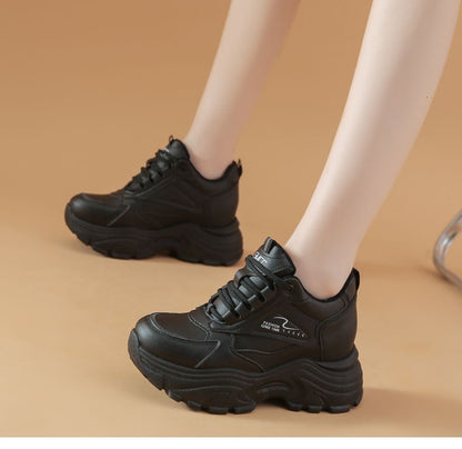 Damen Chunky Sneaker Atmungsaktives Obermaterial Sportlich Weite Sohle