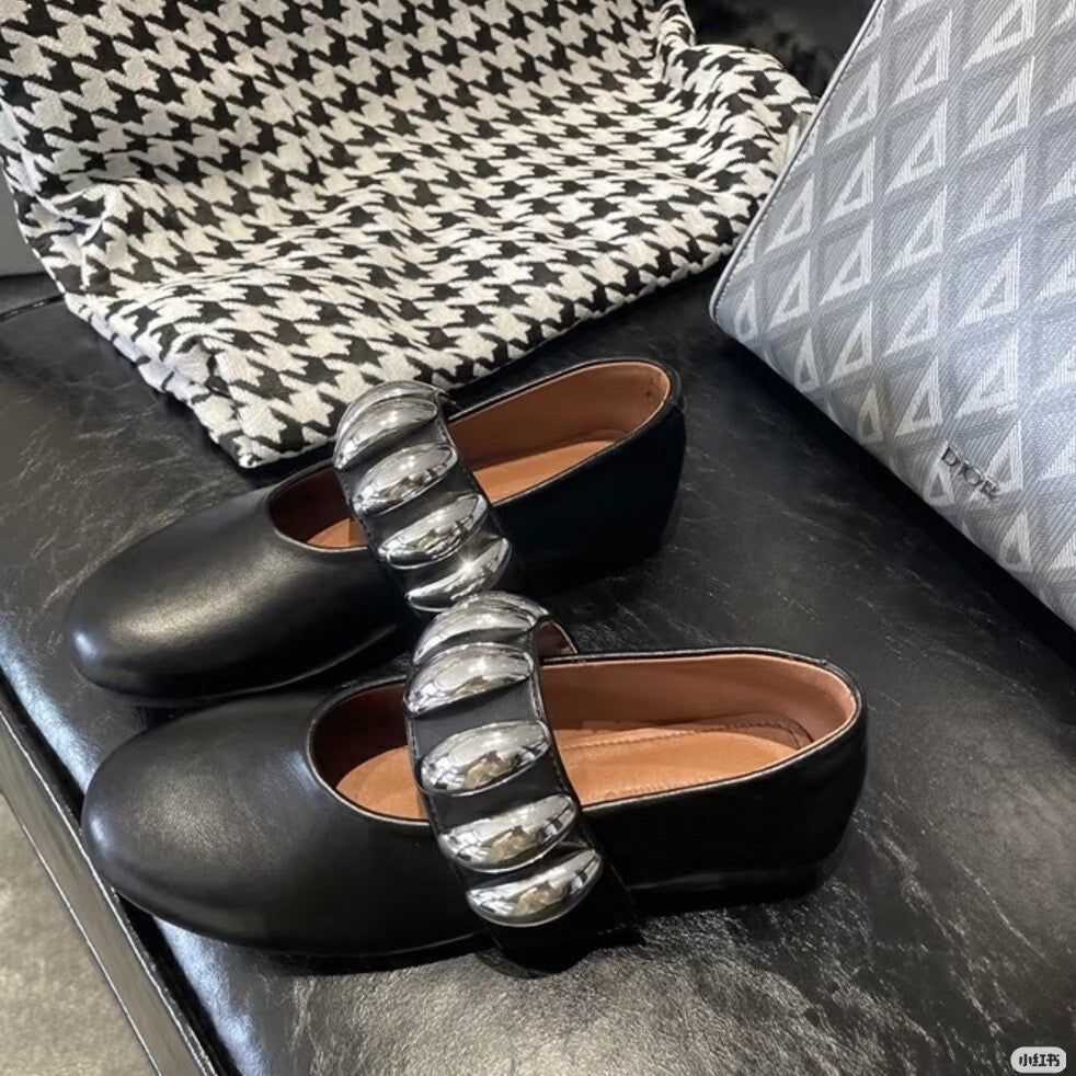 Damen Ballerinas mit Metallriemchen Elegantes Design