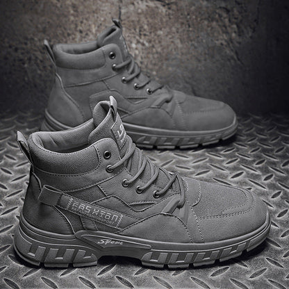 Damen High- Sneaker Warm Isoliert