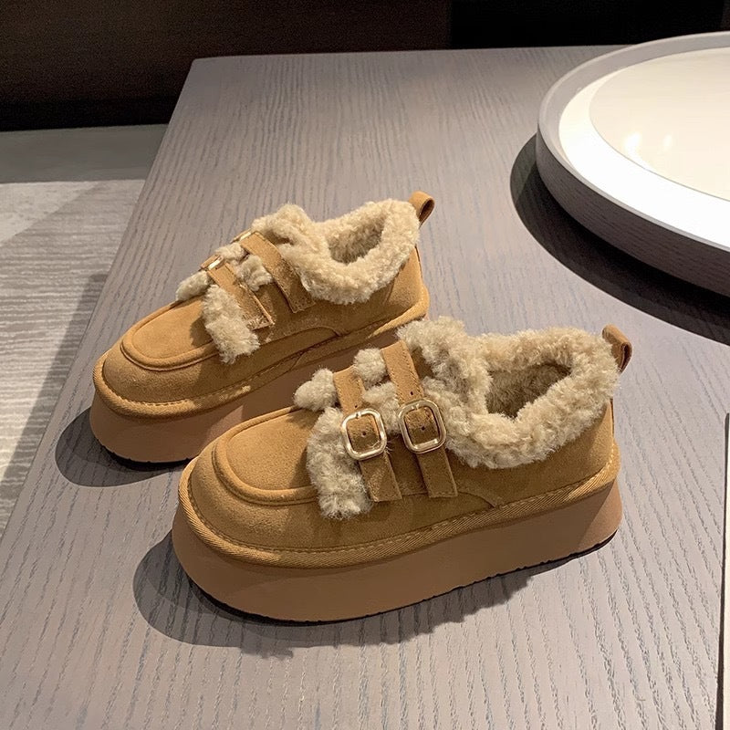 Damen Plateau Sneaker Kuschelig mit Schnallen