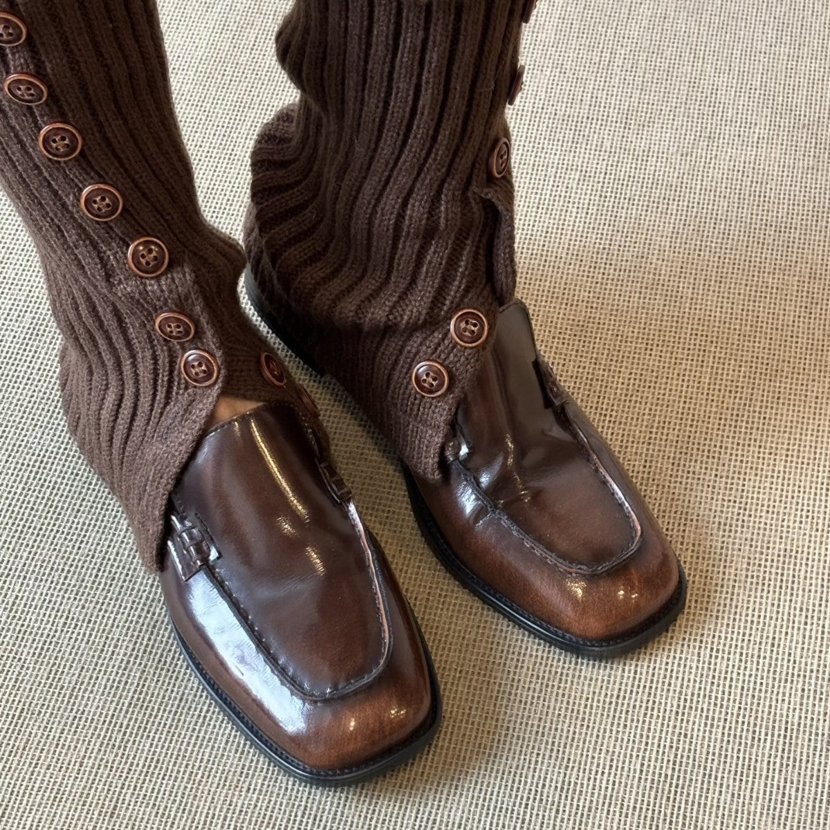 Damen Mokassins Leder Knöpfchen Verschluss Elegante