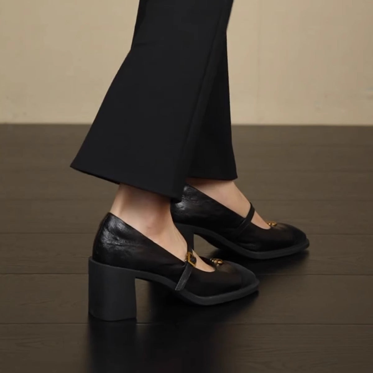 Damen Pumps Riemen