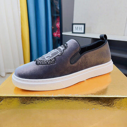 Damen Slip-On Sneaker Bequem Mit Zierdetail