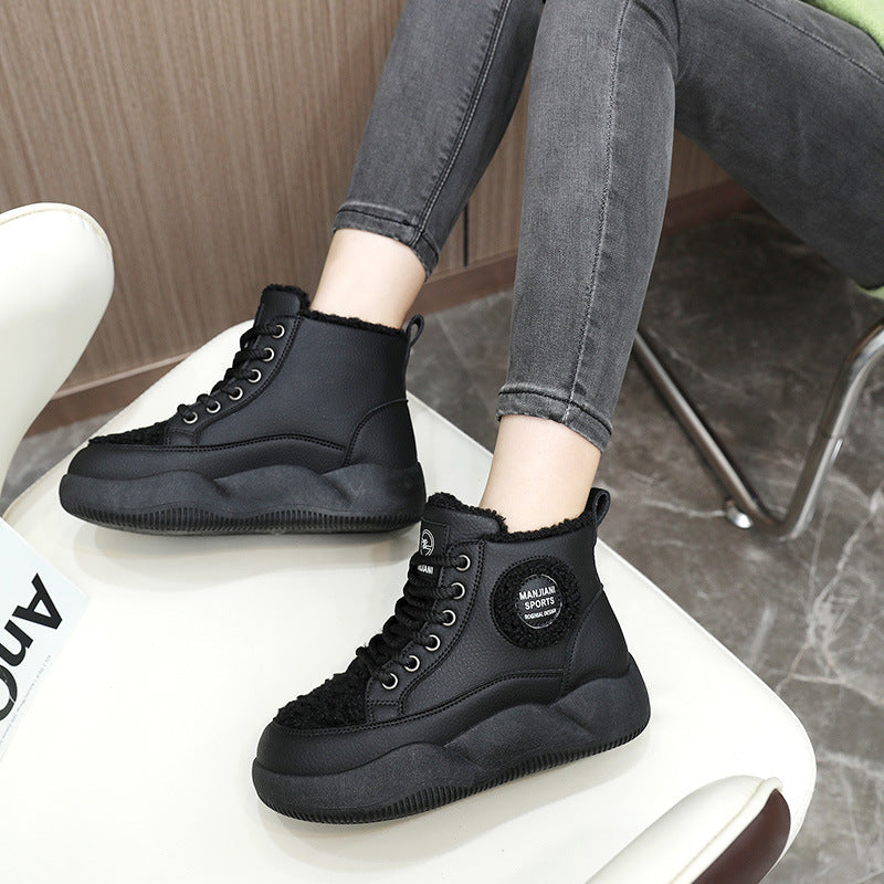 Damen Hochsneaker Robust Mit Flauschigem Innenfutter