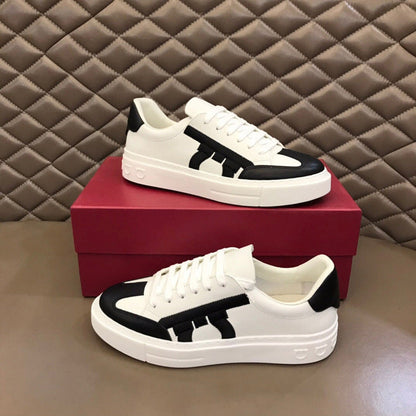 Damen Sneaker Sportlich Komfortabel Mit Kontrast-Design wird