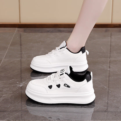 Damen Sneaker Sportlich Mit Herz Akzenten