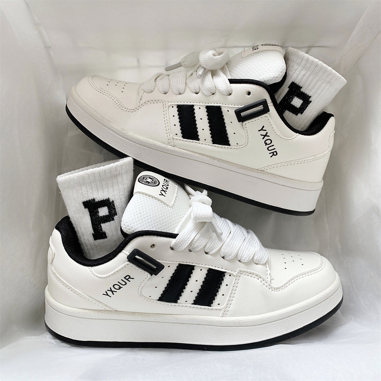 Damen Sneaker Sportlich Perforiert Bequem Schwarz - Norvielle