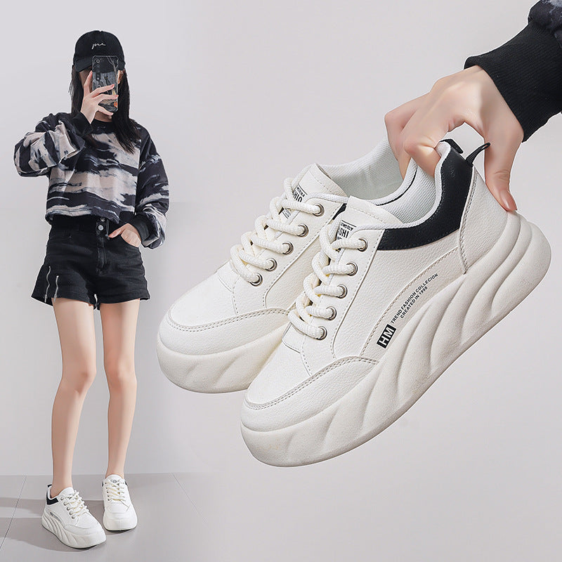 Damen Sneaker Chunky Weite Sohle Modern Schwarz - Norvielle