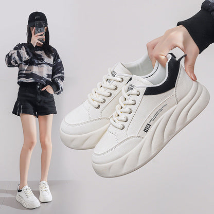 Damen Sneaker Chunky Weite Sohle Modern Schwarz - Norvielle