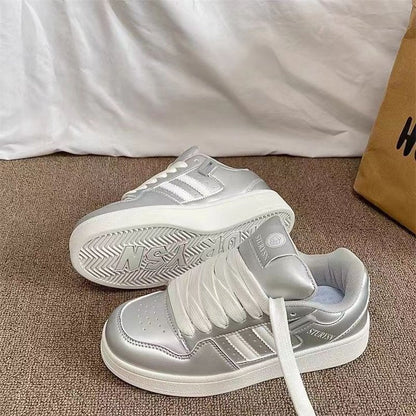Damen Sneaker Metallic Glanz Schuhe Modern Silber