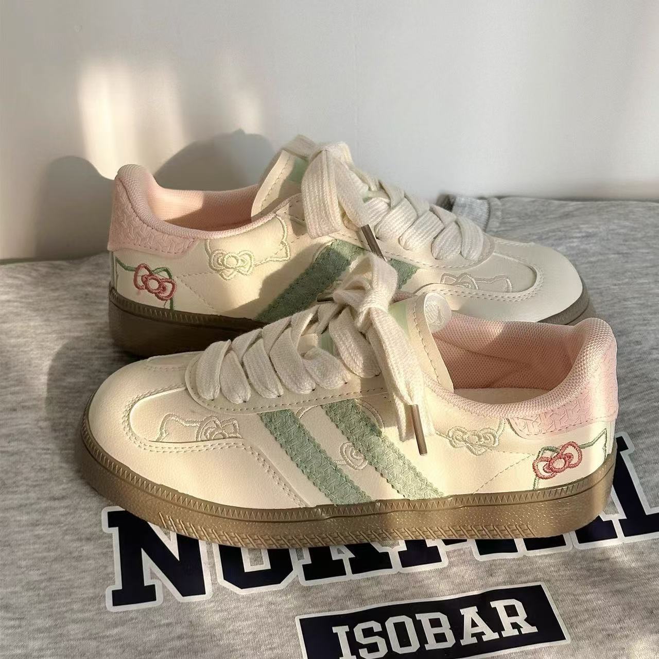 Damen Sneaker Blumenmotiv Elastisch Schnürsenkel
