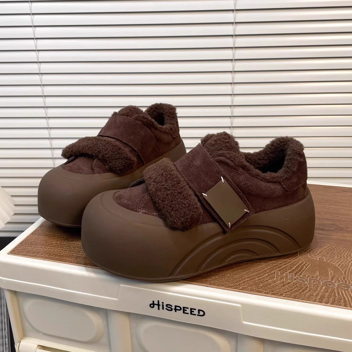 Damen Clogs Flauschig Verstellbar Klettverschluss Bequem kann zu