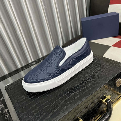 Damen Sneaker Slip-On Rutschfest Elegantes Design